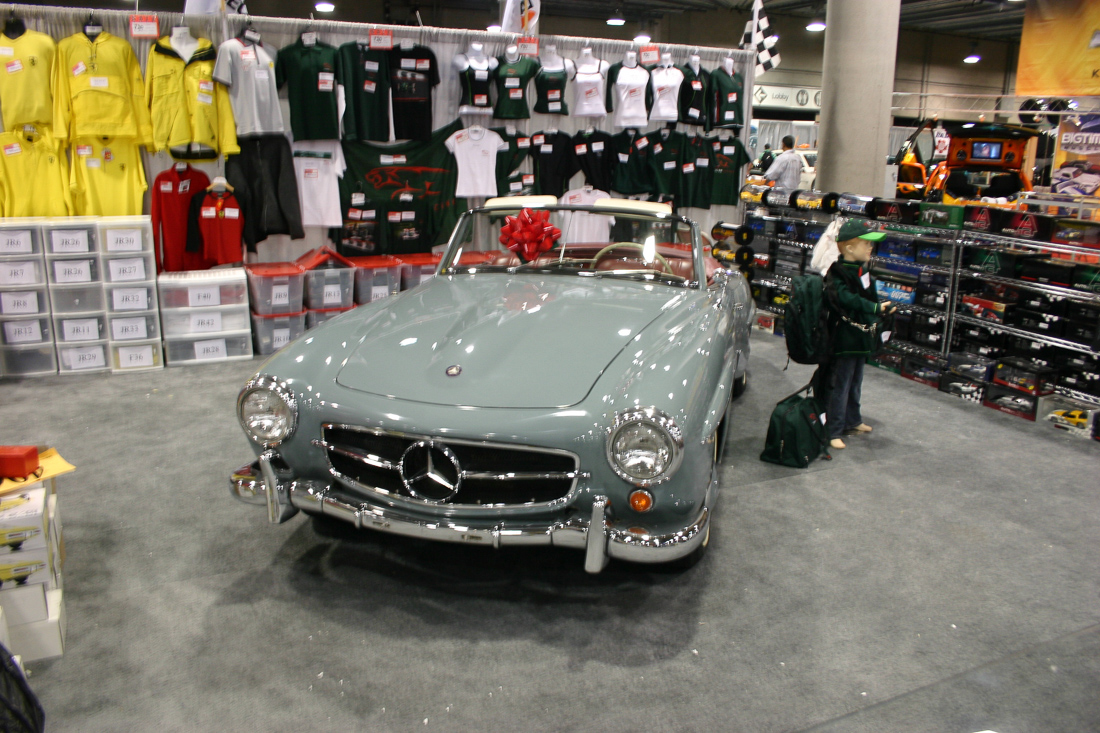 Image #37, Original IMG_1710, January 06, 2006, 1/8 sec at f / 5.6, , , ISO 400, 