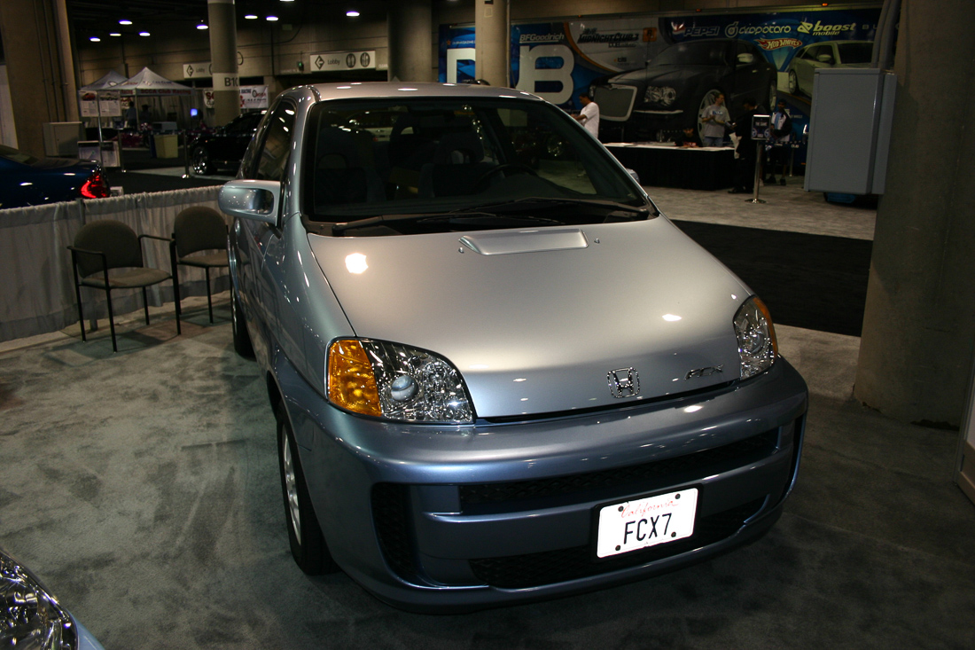 Image #74, Original IMG_1731, January 06, 2006, 1/60 sec at f / 4.0, , , ISO 400, 