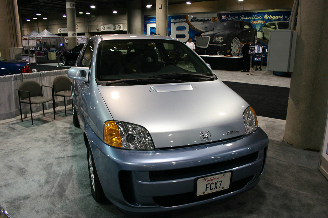 Image #75, Original IMG_1732, January 06, 2006, 1/15 sec at f / 5.6, , , ISO 400, 