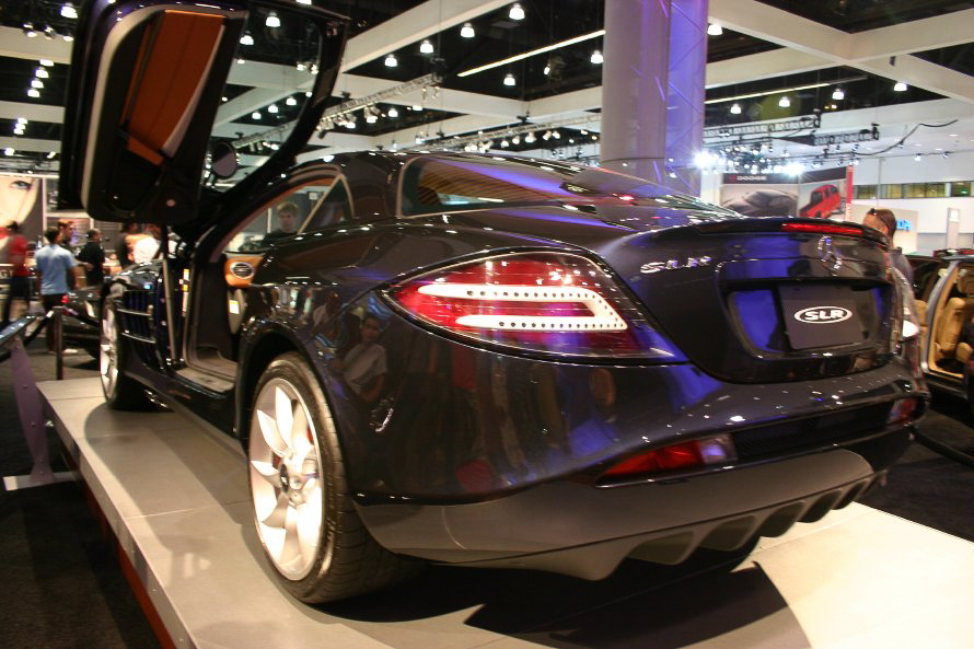 Image #150, Original la15, January 06, 2006, 1/10 sec at f / 5.6, , , ISO 400, 