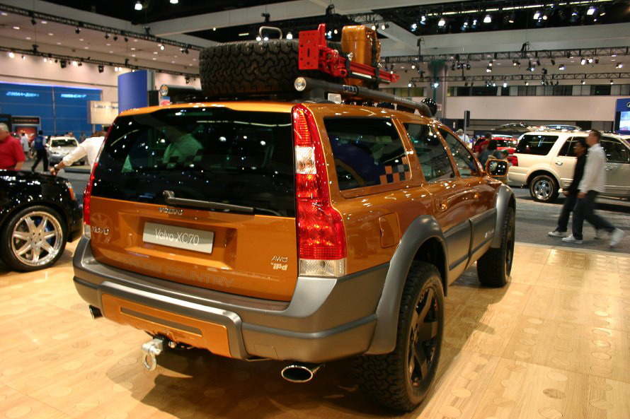 Image #140, Original la19, January 06, 2006, 1/20 sec at f / 5.6, , , ISO 400, 