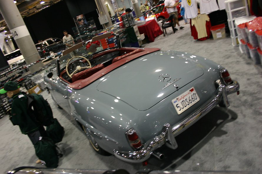 Image #40, Original la64, January 06, 2006, 1/10 sec at f / 5.6, , , ISO 400, 