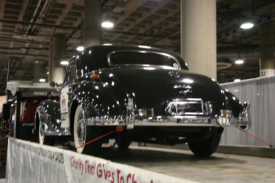 Image #14, Original la78, January 06, 2006, 1/8 sec at f / 5.6, , , ISO 400, 